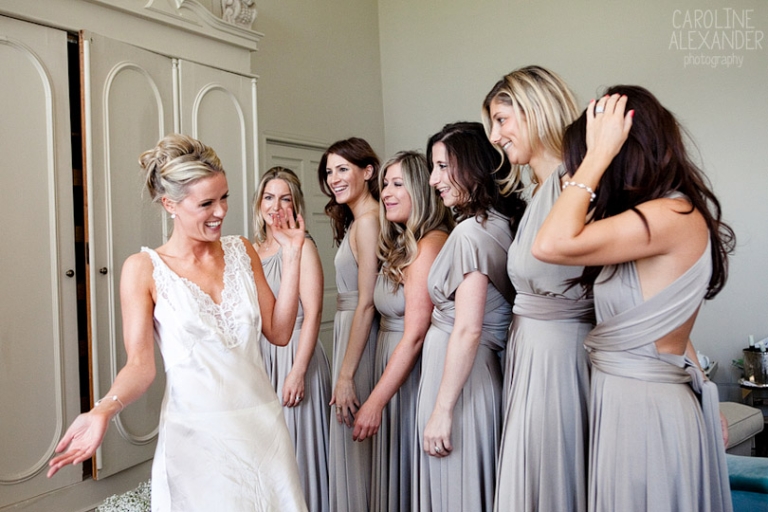 bride and two birds bridesmaids