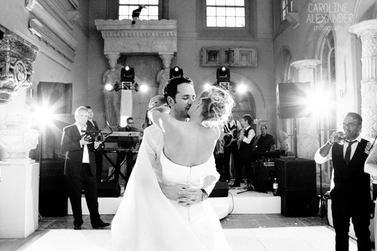 kissing dancing at Aynhoe Park