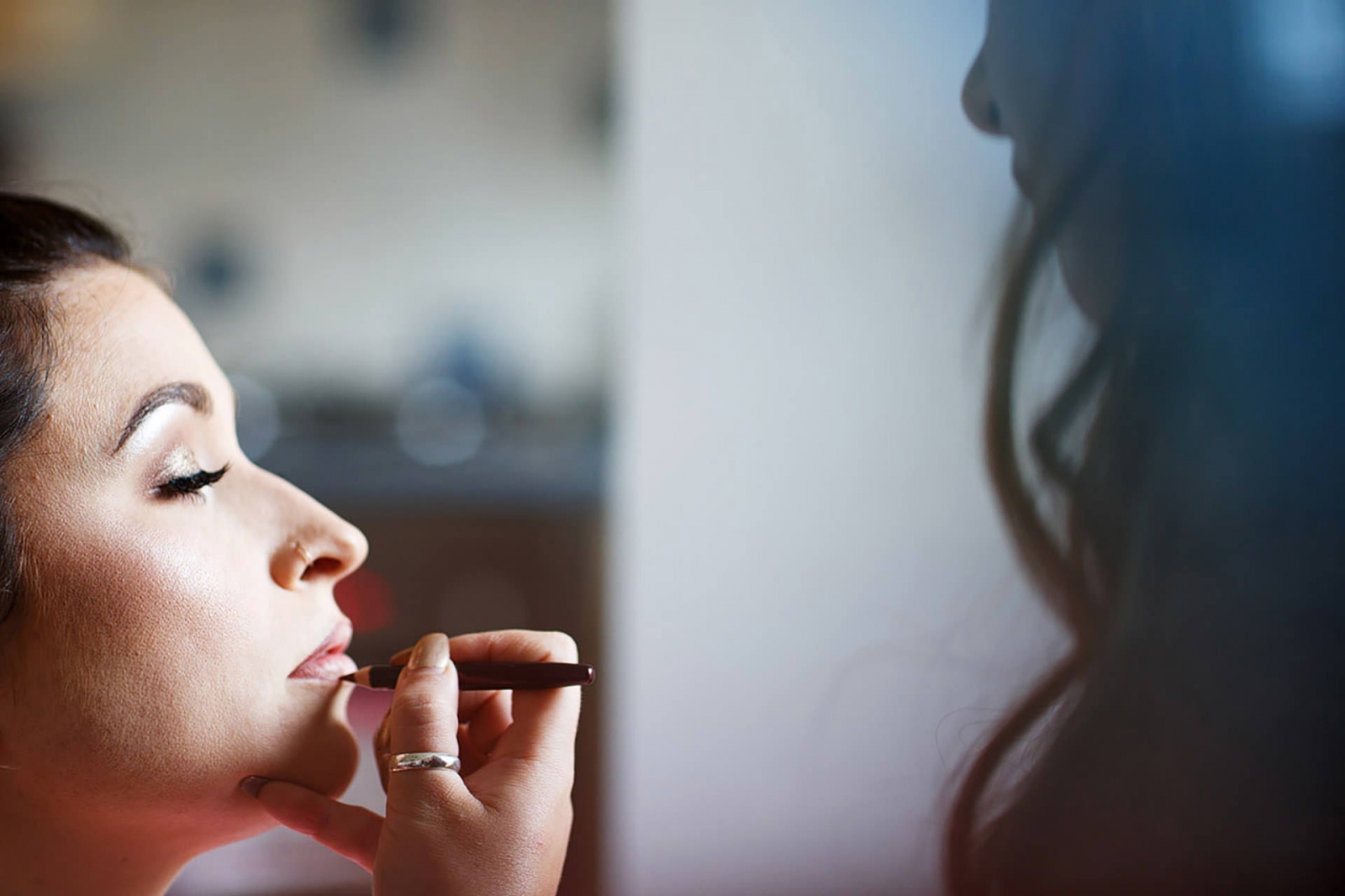 Alternative bride make up